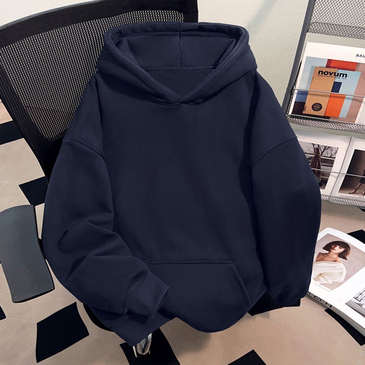 Felpa con cappuccio blu navy del marchio American Style, unisex, autunnale, tinta unita, design alla moda per coppie_voghion.com