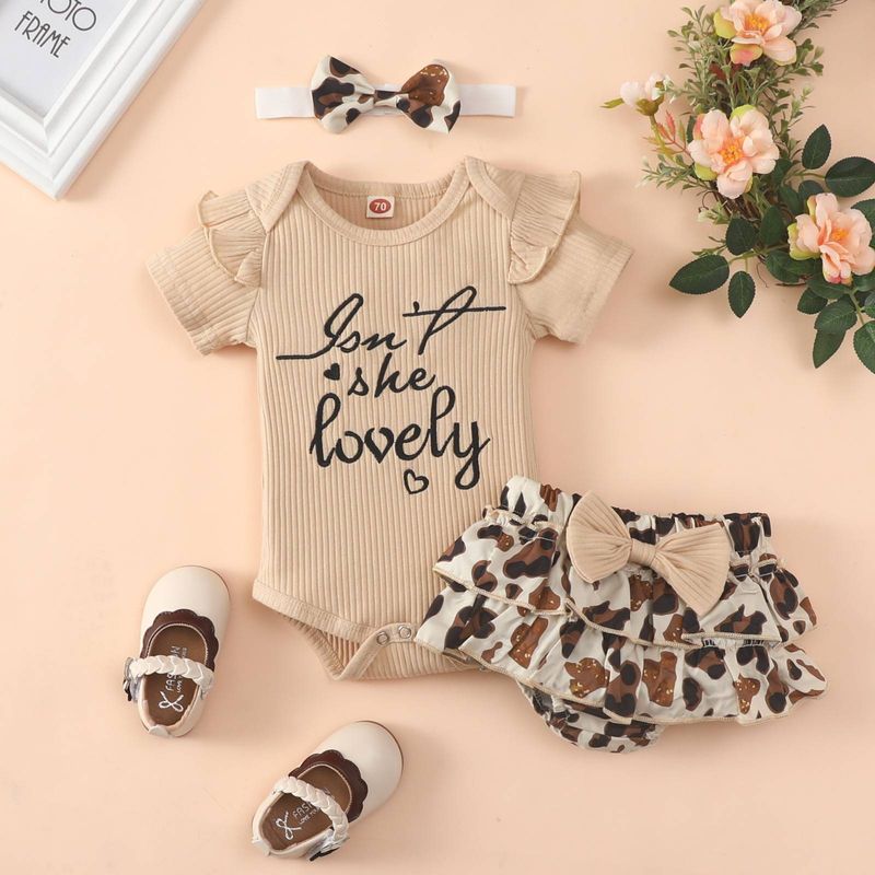 Baby-Sommer-Hoodie-Shorts-Set für Mädchen – kurzärmlige Tunika mit Buchstaben-Dreieck und Shorts-Set mit Schmetterlingsknoten und Leopardenmuster_voghion.com