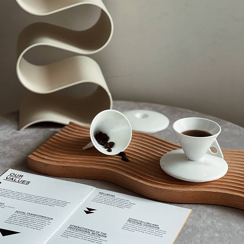 Coffee Cup Retro Ins Style Bone Porcelain Triangular Cone Cup Retro Ceramic Latte Cup And Saucer Set Bone Porcelain Coffee Cup_voghion.com