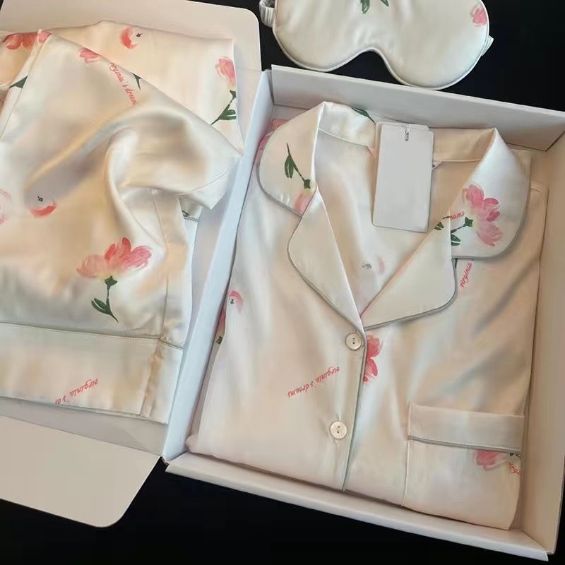 Autumn Essential Pajama Set: New Women's Silk Style, Long Sleeved Thin Style, Full Of Luxury_voghion.com