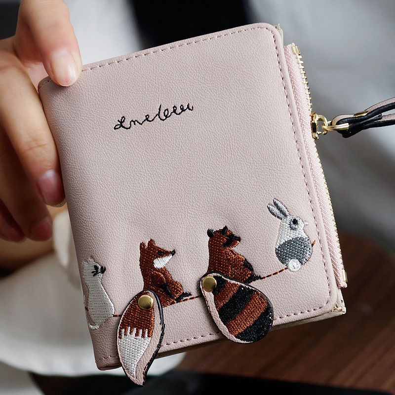 Portafoglio piccolo e fresco da donna con ricamo a forma di cartone animato, versione coreana, con cerniera, portamonete pieghevole, porta carte_voghion.com