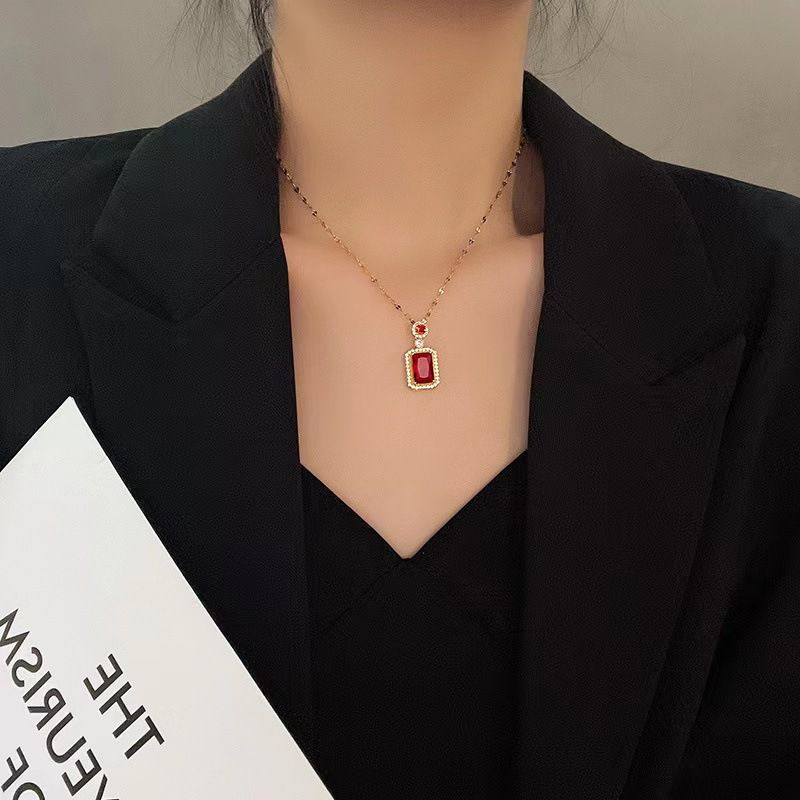 Necklace Wom's Net Red Emerald Zircon Small Group Earrings Pdant Premium Set Colorfast Titanium Steel Bone Chain_voghion.com