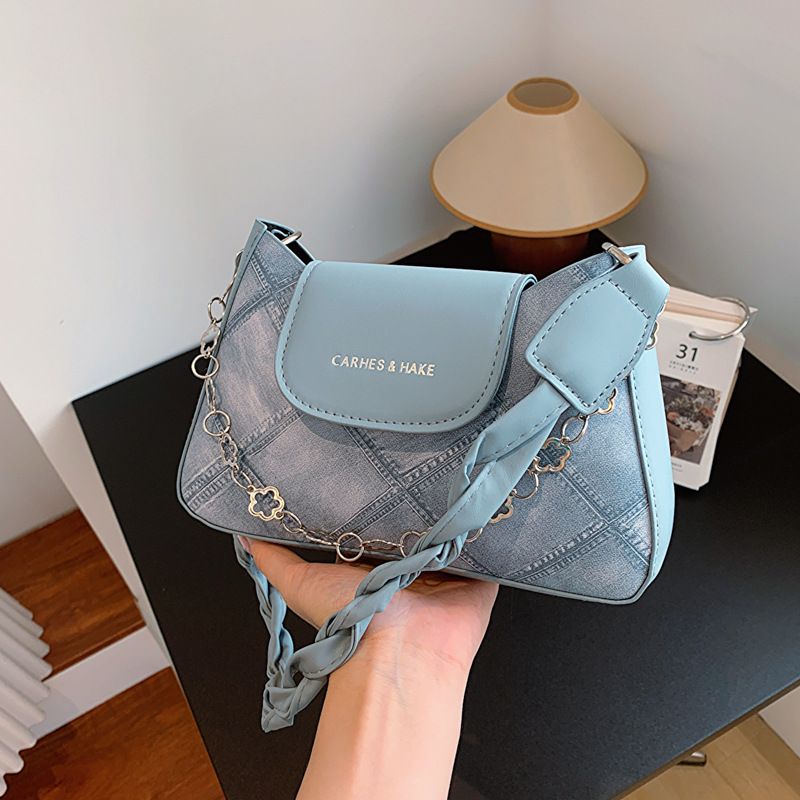 Årets populære niche til kvinders sommer 2024, ny high-end tekstureret crossbody taske, enkelt skulder underarm taske_voghion.com