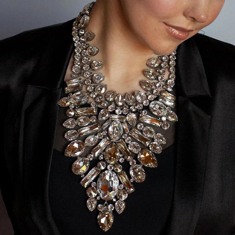Luxurious Geometric Necklace, Exaggerated Rhinestone Collarbone Chain, Banquet Accessory Women, Necklace_voghion.com