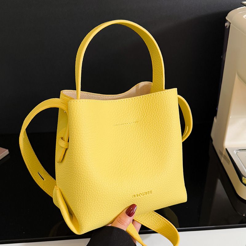 Damentaschen Nischen-Ins-Stil Einfache Lychee-Textur Handgehaltene Eimertasche Vielseitige, lässige, stilvolle Umhängetasche_voghion.com