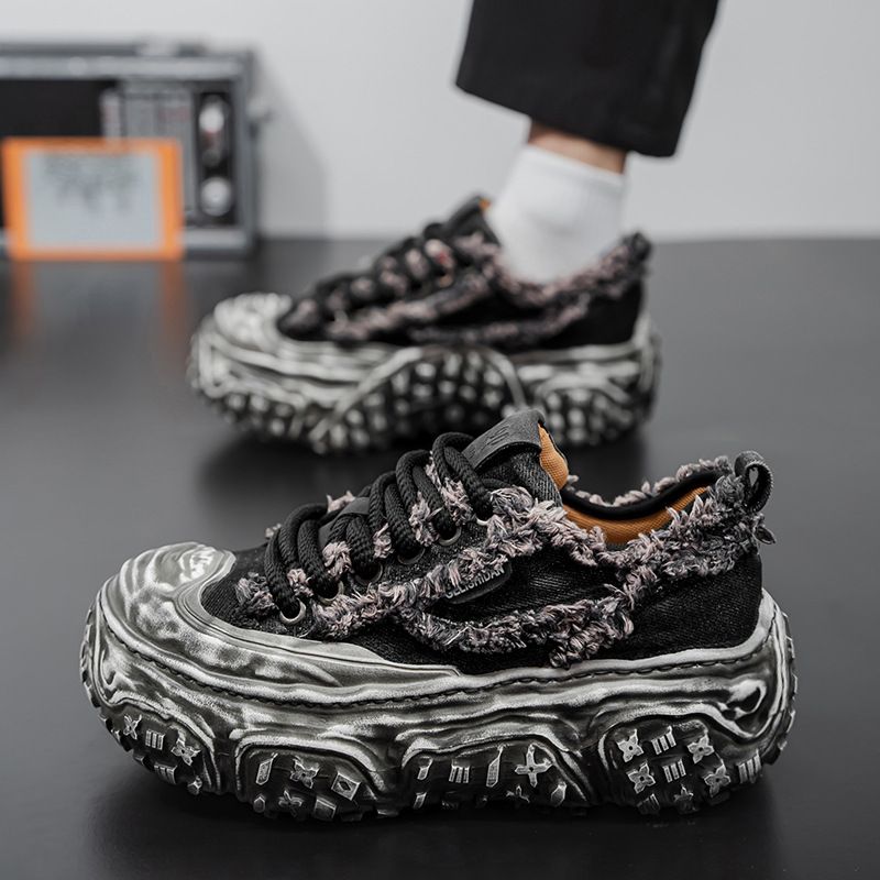 Chaussures de sport décontractées respirantes pour hommes Four Seasons, polyvalentes, semelle épaisse pour étudiants, augmentant la hauteur, en direct_voghion.com