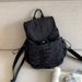 Flip-Top Magnetic Buckle Backpack Fall/Winter New Casual Pleated Backpack Stylish And Versatile_voghion.com