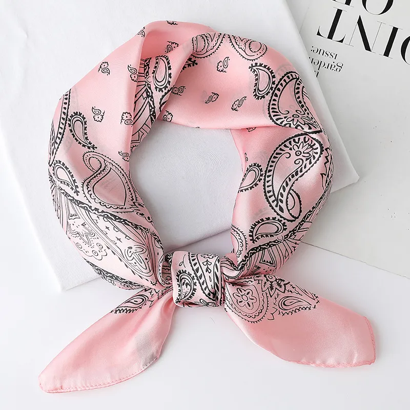 Nouveauté printemps/été 2024 pour femmes, Japon et Corée du Sud Sweet Saddle Print 70 Petit carré avec sangles de reliure Mode_voghion.com