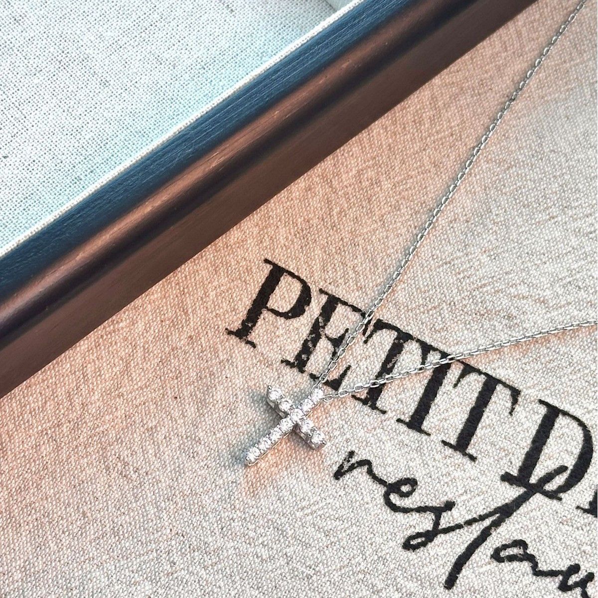 Collier croix simple et personnalisé pour femme, chaîne de clavicule polyvalente, style hip-hop, célébrité Internet, tendance_voghion.com