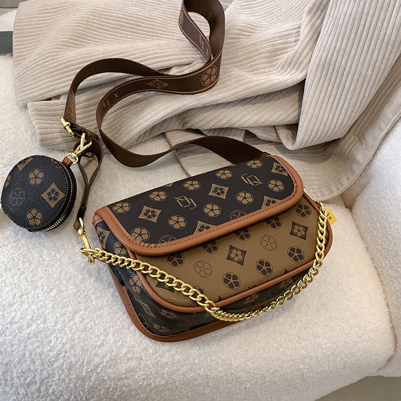 Högkvalitativ väska för kvinnor 2022 Ny trendig och moderiktig tryckt damväska Axelväska Mångsidig axelväska_voghion.com