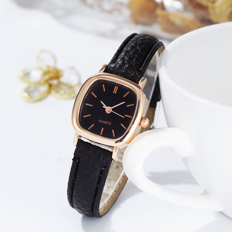 Koreaanse stijl Trendy, minimalistische, gepersonaliseerde, retro en originele stijl Student, man en vrouw, kwartsband, koppelhorloge_voghion.com