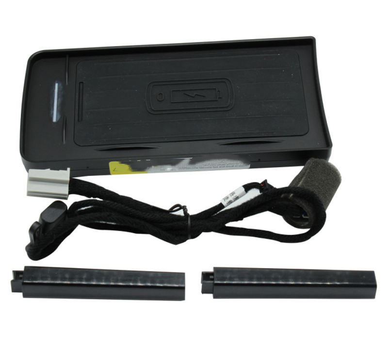 PSZ319 car dedicated mobile phone wireless charger range sports version (2018) car charger gauge level OEM charger QI wireless charging standard, com_voghion.com