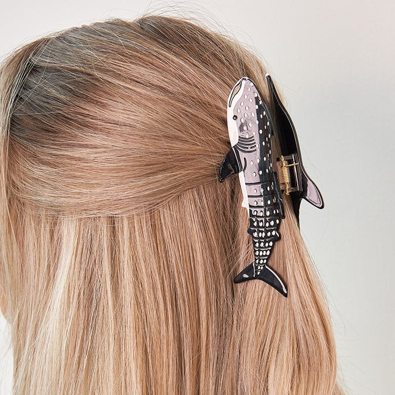 Jumbo Black Whale Shark Hair Claw Clip – Ocean-Inspired Statement Accessory Symbolizing Calm Strength And Timeless Elegance_voghion.com