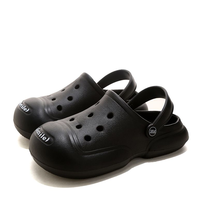 Super hot holey shoes in summer, feel like you're stepping on the sand when you wear thick-soled, soft-soled beach sandals._voghion.com