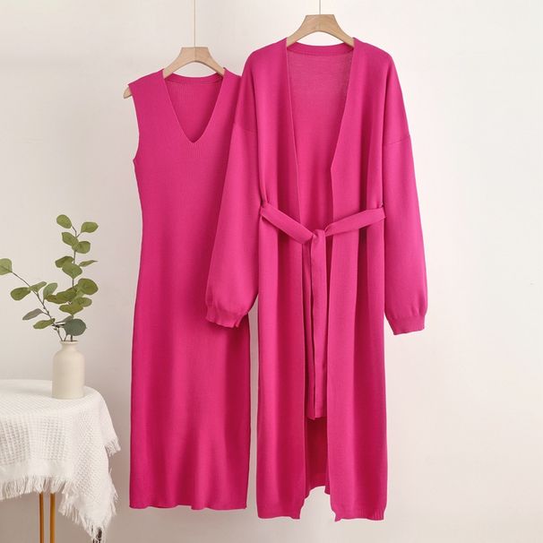 Elegante completo composto da cardigan e abito in maglia a maniche lunghe: vestibilità slim, look alla moda per l'autunno/inverno_voghion.com