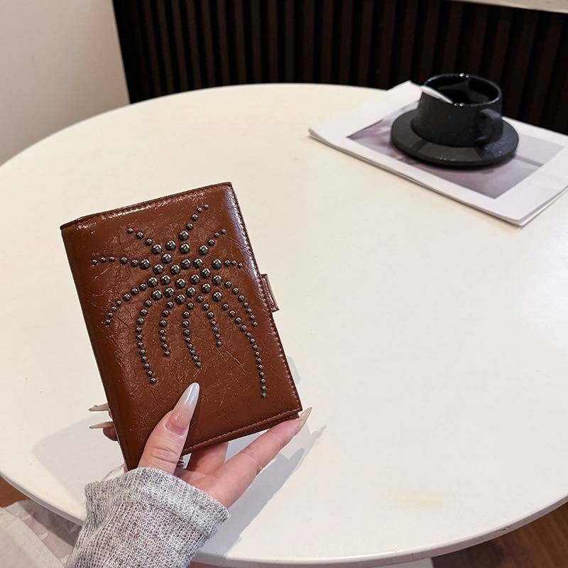 Vintage-Inspired Multi-Function Passport Holder With Studded Firework Design - Compact PU Travel Wallet For Men & Women (Black, Brown, Red, Khaki)_voghion.com