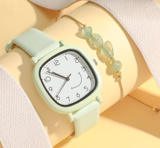 Tudengite suvine digitaalne pinnaviimistlusvärske ja lihtne piparmündiroheline vöökäevõru komplekt_voghion.com