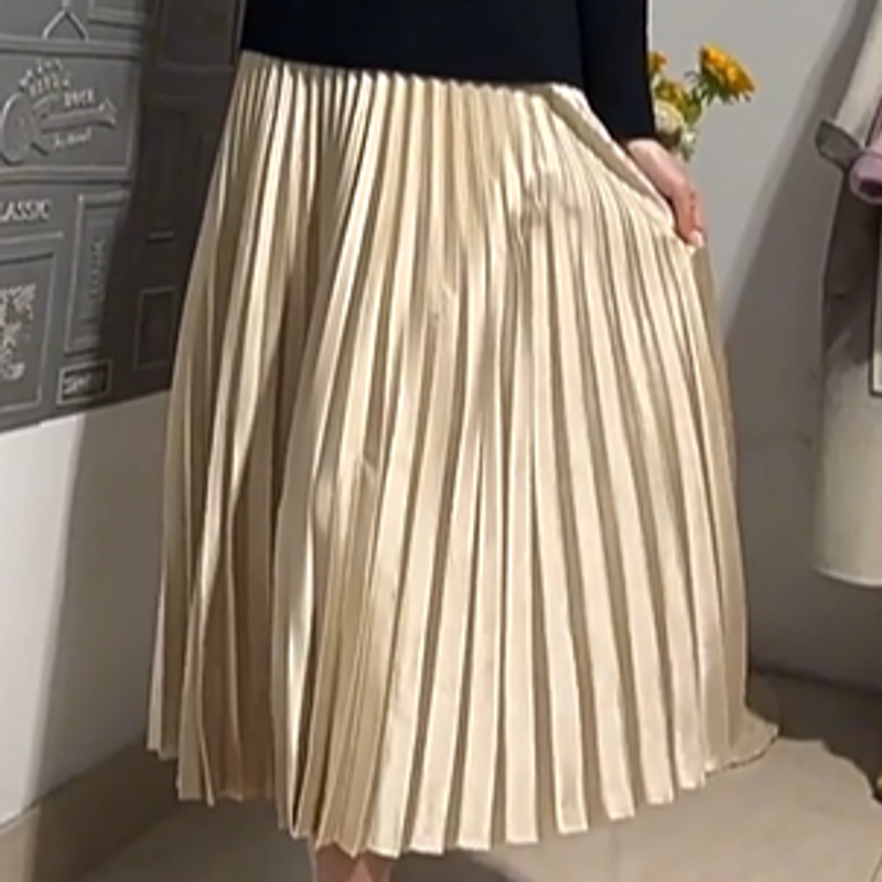 Chemise en satin à manches longues couleur champagne pour femme, tendance début automne 2024, tailleurs jupe à col style niche français_voghion.com