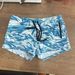 Herrenbekleidung Neue blaue Camouflage-Print-Reißverschluss-Leine mit vier Ecken für Herren-Bade-Strandhose_voghion.com