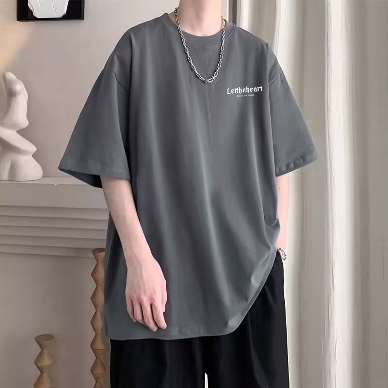 Kurzärmeliges T-Shirt für Männer im Sommer, locker sitzendes Halbarmhemd, Sommeroutfit für Männerpaare_voghion.com