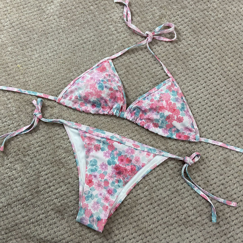 Swimsuit triangle bag squeeze string bikini split swimsuit_voghion.com