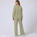 Zweiteiliges Lounge- und Jogging-Set – Strickoberteil mit V-Ausschnitt und lässige Hose, bequeme Loungewear für Damen (Matcha-Grün, S-XL)_voghion.com