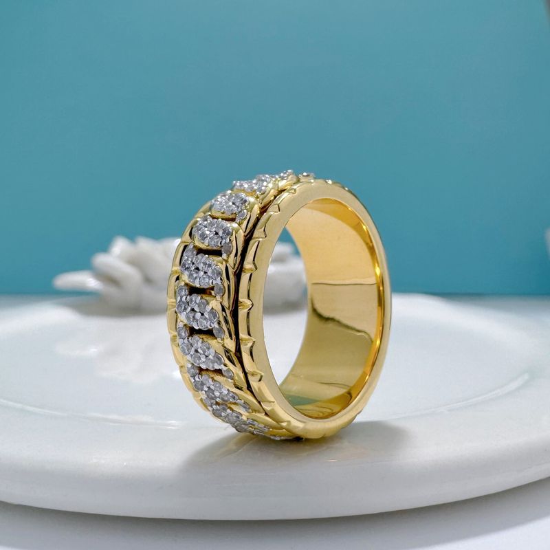 Anillo de plata de ley estilo hip hop con diseño de cadena cubana giratoria de diamantes y masa frita._voghion.com