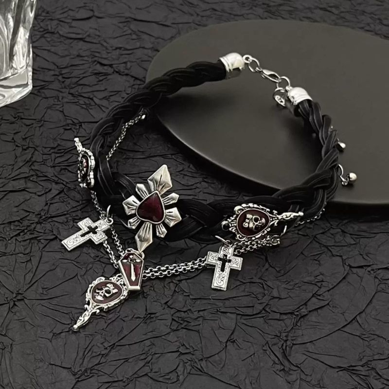 Collier ras du cou noir avec croix pour femme, nouveau style, design de niche unique, doux et cool, chaîne de clavicule, bijoux, 2025_voghion.com