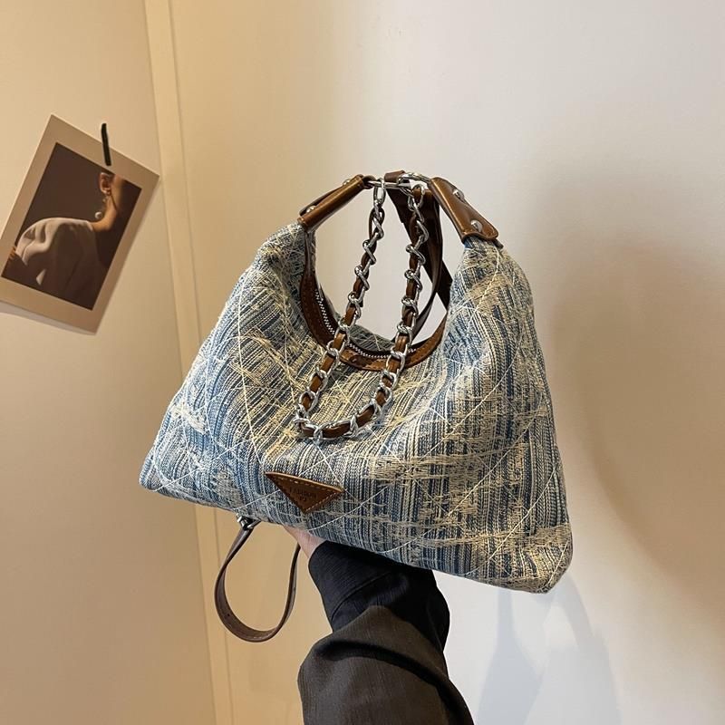 Lingge Stickgarn Nischendesign-Tasche 2023 neue Damentasche vielseitige Umhängetasche modische Einzel-Schulter-Unterarm-Beuteltasche_voghion.com