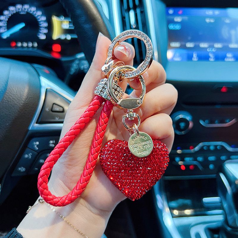 Clay Full Drill Heart With Diamond Inlaid Leather Strap Heart-Shaped Car Keychain For Women Exquisite Pendant_voghion.com