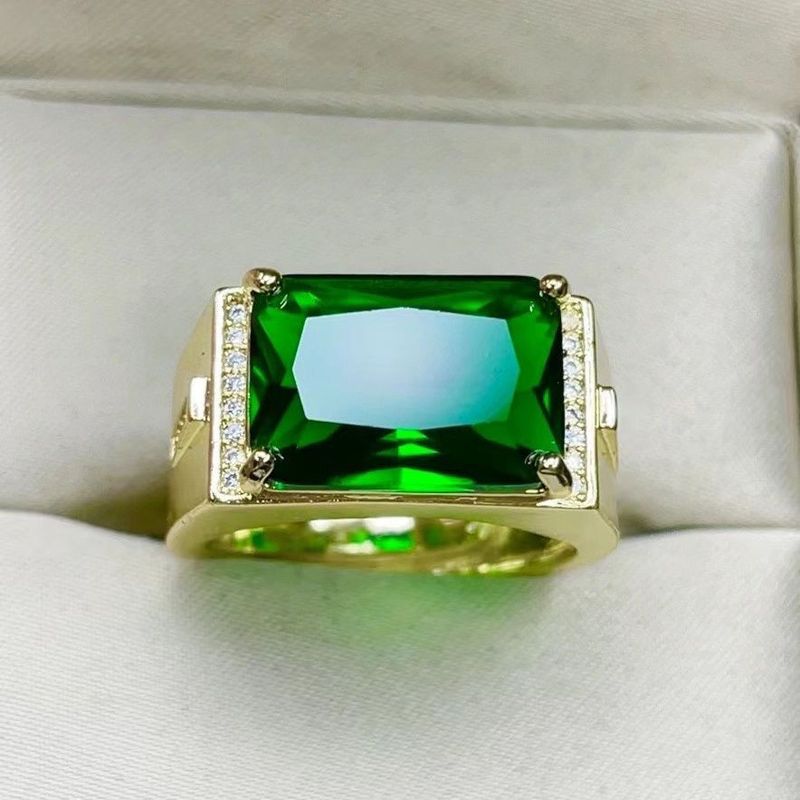 atmospheric High-end New Shafley Men's Tourmaline Emerald Square Ring Green Does Not Fade_voghion.com