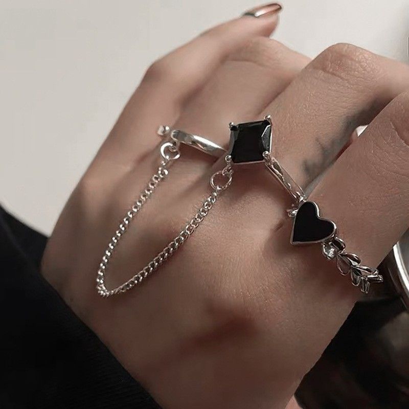 New Creative Simple Fashionable Elegant Women's Jewelry Playing Card Bagua Butterfly Ring 9-Piece Set_voghion.com