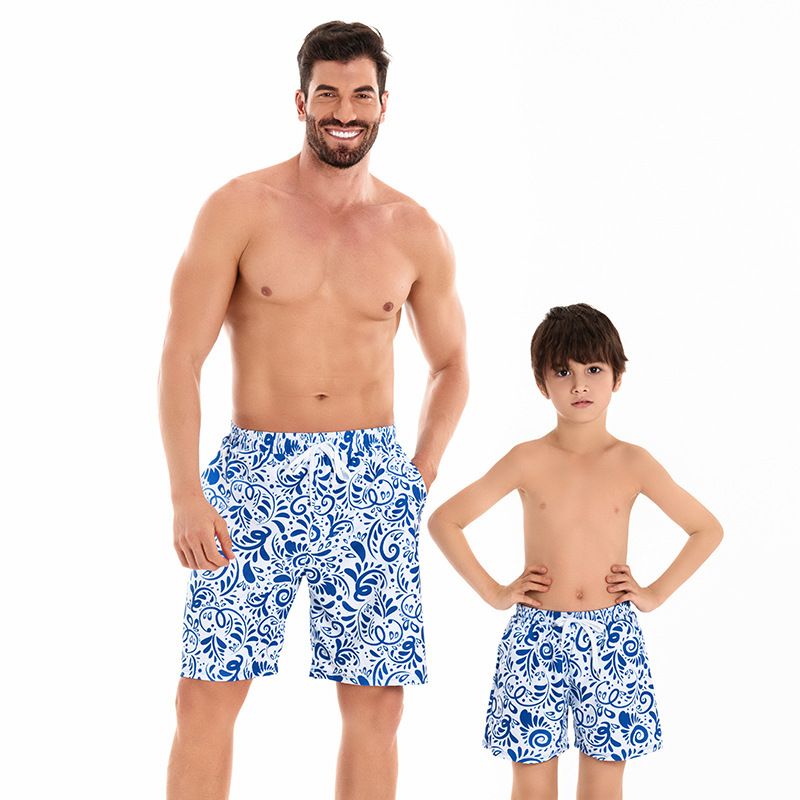 Mutter & Kinder 2024 Europäische und amerikanische Eltern-Kind-Badeanzug-Familienkleidung Neuer Mutter-Tochter-Bikini Vater-Sohn-Strandhose Bademode mit elastischer Taille_voghion.com