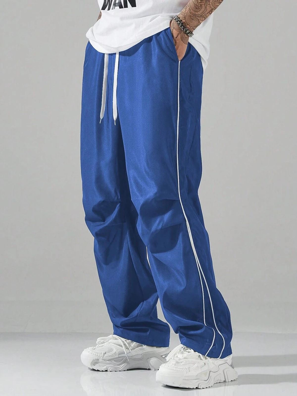 Moška oblačila Nove ulične retro funkcionalne hlače spomladi in poleti moške športne priložnostne hlače ohlapne ravne hlače_voghion.com