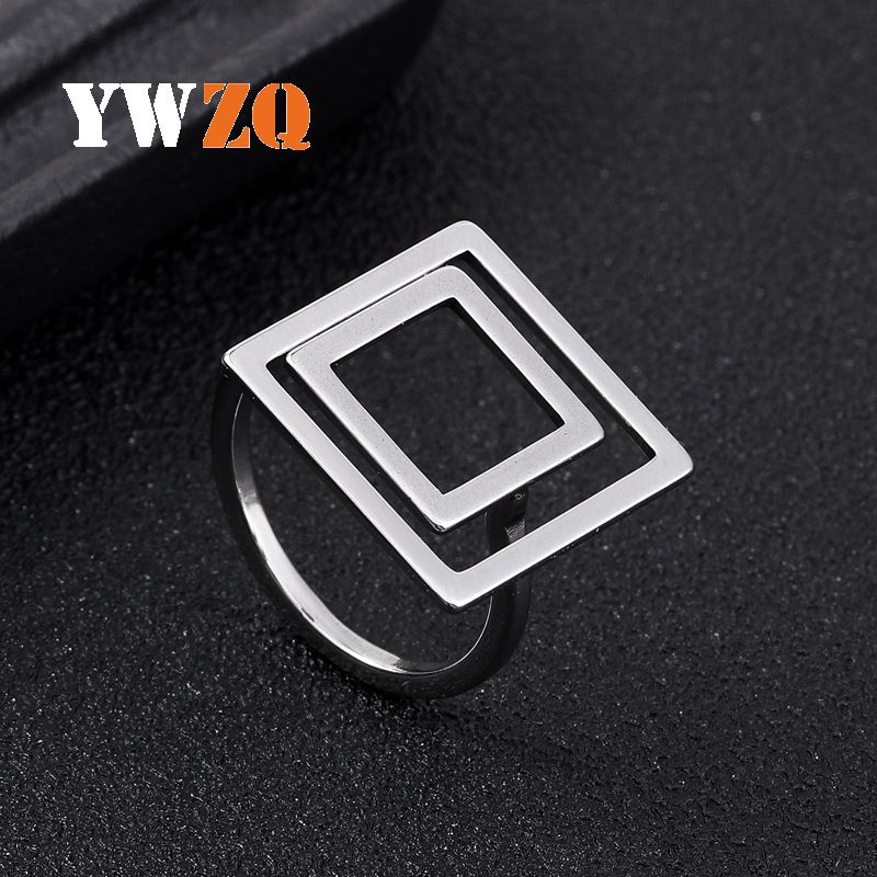 New titanium square for men, personalized and trendy stainless steel jewelry, niche design, geometric ring_voghion.com