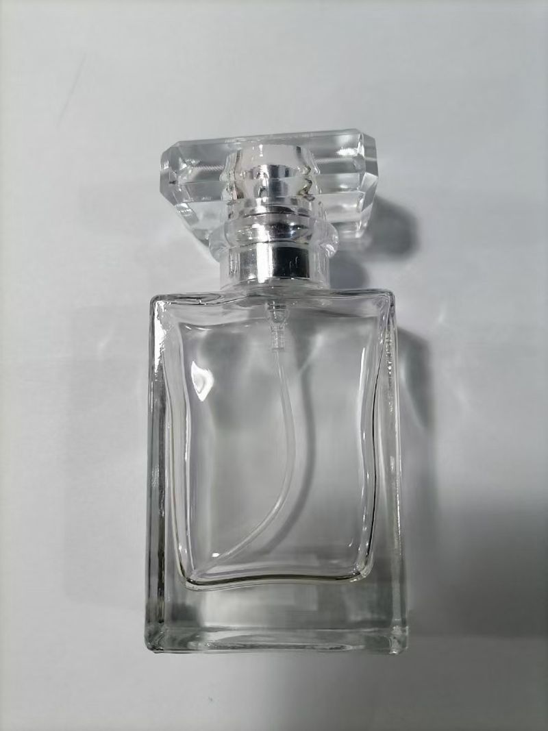 Parfumaccessoires 30ml/50ml Platte vierkante fles Glazen parfumfles Vloeibare spray Parfumfles Glas Cosmetica Lege fles_voghion.com