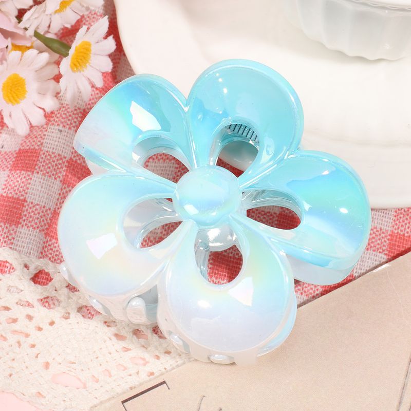 Jelly-Toned Hollow Flower Hair Clips - Sweet Cute Girlish Beach Vacation Style - Korean Floral Updo Claw Clips_voghion.com