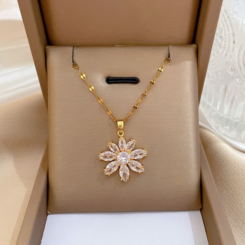 [Titanium Steel] Flowers Full Of Diamond Zircon Light Luxury Versatile Korean Style Ins Small Crowd Design Live Necklace_voghion.com