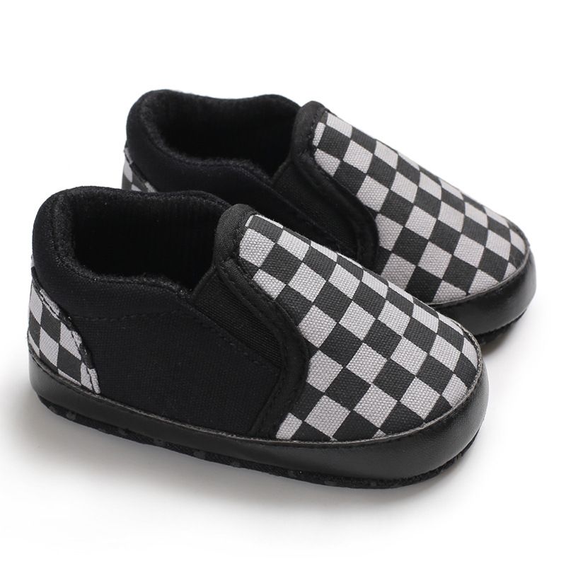 Moeder & Kinderen Nieuwe lente en herfst 0-1 jaar oude babyschoenen zachte zool slip-on dambordschoenen casual canvas baby peuterschoenen_voghion.com