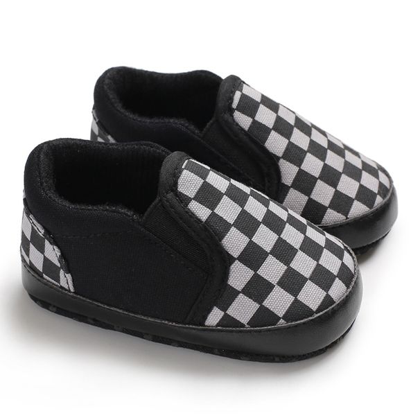 Moeder & Kinderen Nieuwe lente en herfst 0-1 jaar oude babyschoenen zachte zool slip-on dambordschoenen casual canvas baby peuterschoenen_voghion.com