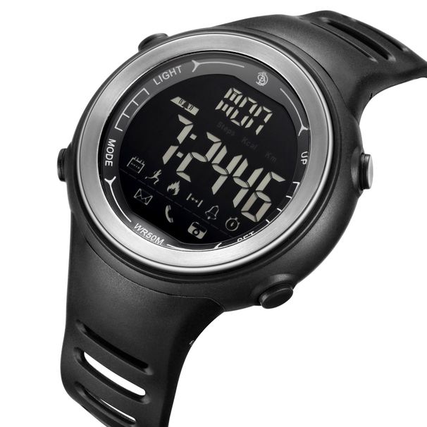 Die neue Sena SN136 Bluetooth-Smartwatch bietet Schrittzähler, Kalorienverbrauchssteuerung, Fotofunktion und Anruferinnerung._voghion.com