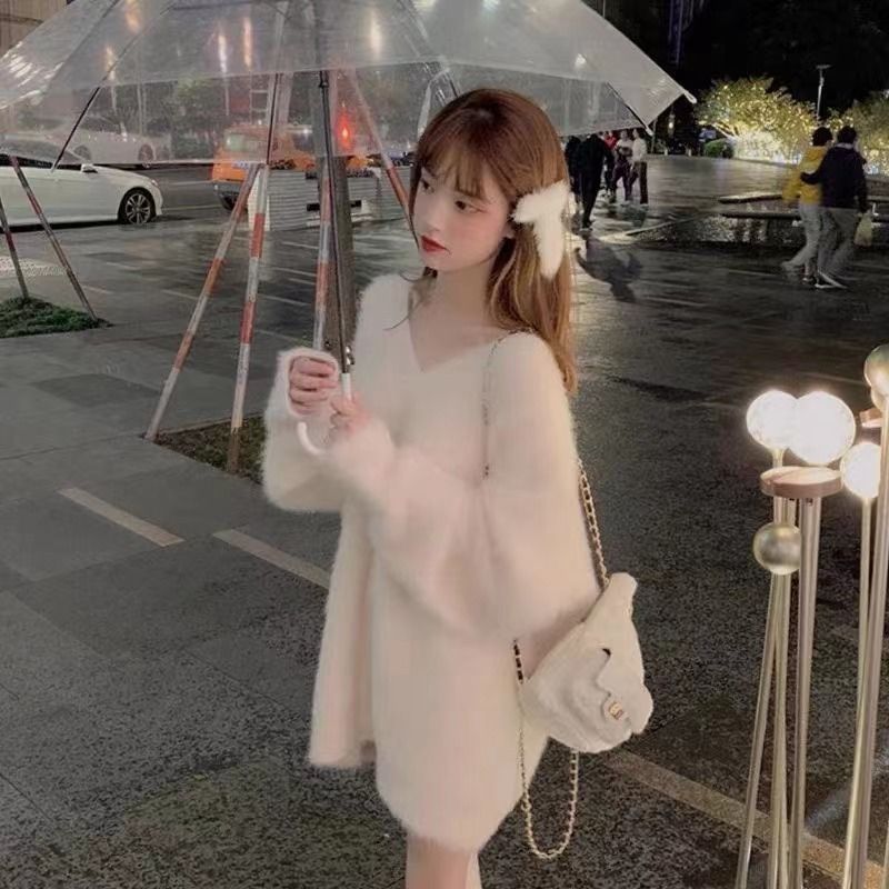 Imitation Mink Soft Waxy Sweater Women's V-neck Thin Medium And Long Pullover Knitted Sweater_voghion.com