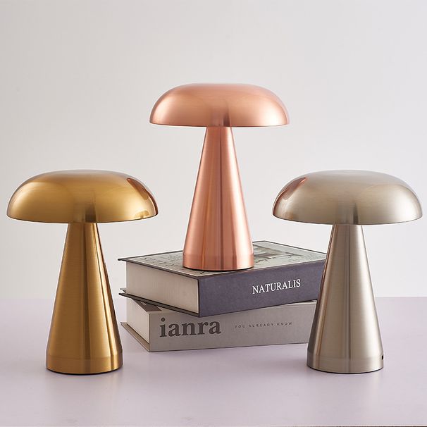 Lampe de table champignon en métal – Rechargeable par USB, style nordique vintage avec commande tactile, idéale pour une table de chevet ou un café_voghion.com
