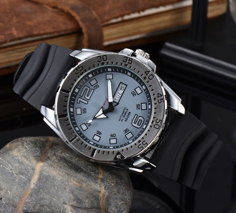 Plattform Quarz Serie Exquisite Handwerkskunst Drei Nadel Legierung Stahl Band_voghion.com