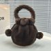 Herbst Winter Neue Plüsch Handtasche Frauen Crossbody Furry Niche High-End Einfache Schulter Eimer Tasche_voghion.com