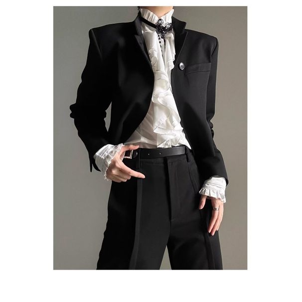 Koreanische Version des modischen, einfachen Freizeitanzugs für Herren, vielseitige, schlanke Nischenjacke für Herren, Designgefühl, faules Temperament, Anzug für Herren_voghion.com