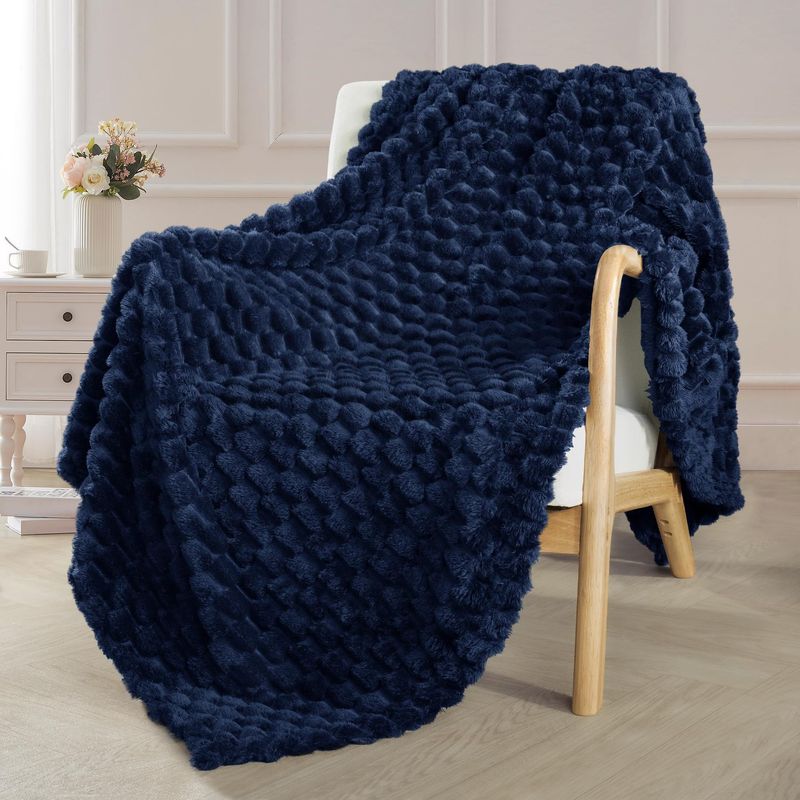 Decke, superweiche, gemütliche Überwurfdecke, leichte, plüschige, bequeme, strukturierte Flanelldecke, warme Plüschdecke für das Sofa_voghion.com