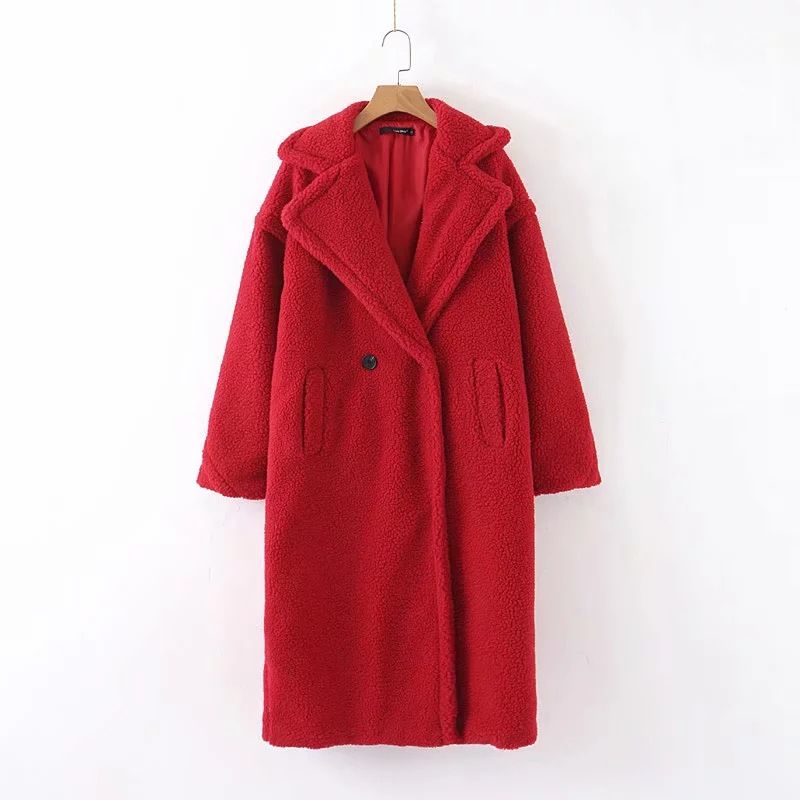Cappotto da donna in lana di agnello sciolto di media lunghezza alla moda_voghion.com