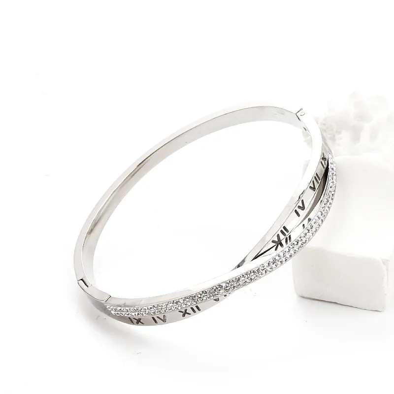 Roman Letters Titanium Steel Bracelet Hollow Female Letter Buckle Bracelet K Gold Star Bracelet_voghion.com
