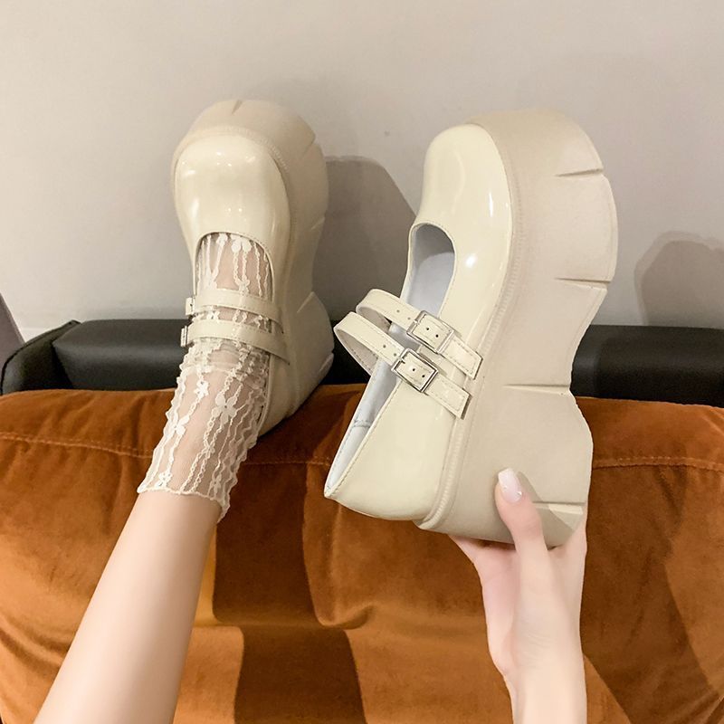 2024 İlkbahar/Yaz Kadın Retro Moda Siyah Loafer'lar_voghion.com